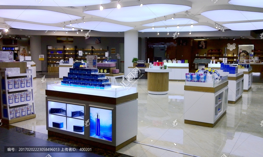 雙軌并行，體驗為王 論化妝品與家電銷售的融合之道